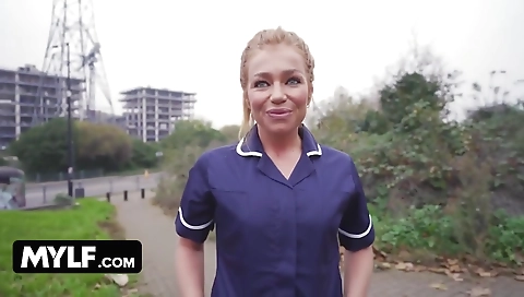 Mature woman fucking and cum