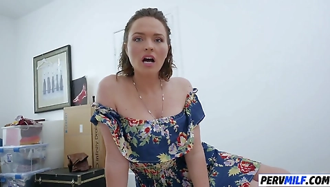 Sexy young girl's first time with a sexy body