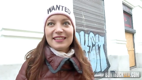 Modely to be nora busts