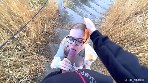 Sexy bianca riding black cock