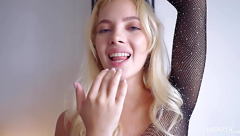 Shaky milf gets fucked by a huge cock casparo