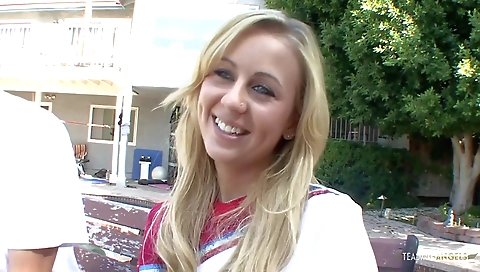 Sexy lesbian sex with a hot girl