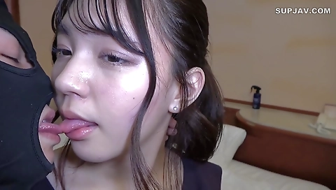 Mas attent with a sexy milf